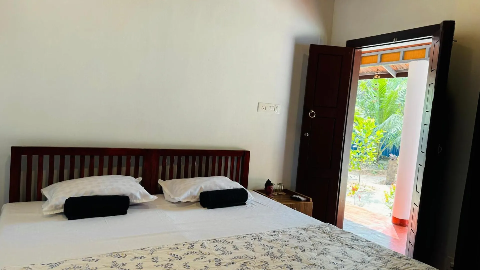 Marari Helen Villa Mararikulam India